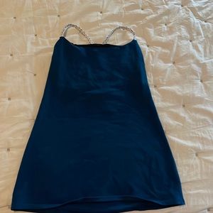 Lululemon workout fun strappy tank top with a built in bra